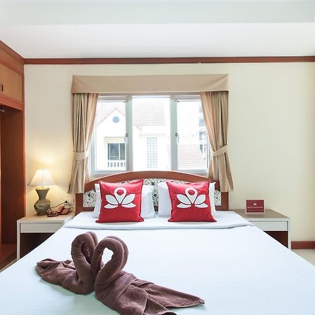 Zen Rooms Rat-U-Thid 200 Phi Road Patong Екстериор снимка